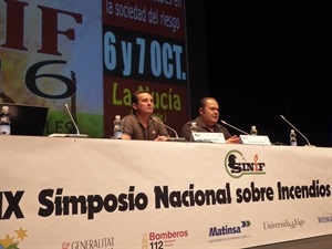 Jaime Senabre, director del SINIF y Bernabé Cano, alcalde de La Nucía en la inauguración del SINIF
