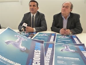 Beranbé Cano, alcalde de La Nucía y Pedro Lloret, en la presentación de la subvención
