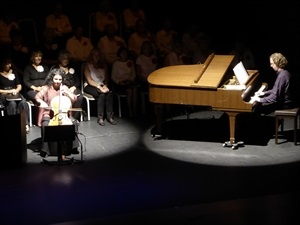 Guy Verhelst al piano y Lutgarde de Neve al chelo, interpretaron varios duetos