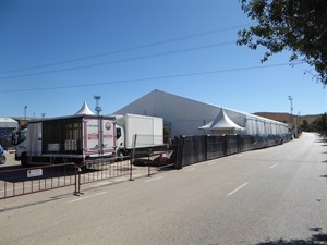 La carpa de la Oktobefest está situada a la entrada de la Ciutat Esportiva