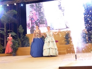 Jero Arranz fue presentada como reina por Àngela Company, reina de les Festes 2017