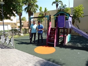 El parque frente al Colegio Sant Rafel también ha sido renovado y rehabilitado