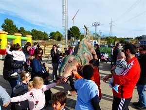 "Ven a conocer DinoNucía" contó con más de 3.500 personas