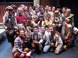 La compañía Taules Teatre puso en escena el musical infantil "Oliver Twist"