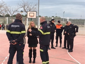 Protección Civil, Policicía Local y Bomberos coordinaron este simulacro en el que estuvo presente la concejala, Gemma Márquez