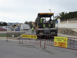 La Diputación de Alicante está realizando obras de mejora y reasfaltado de la Carretera de Carbonera (CV-751)