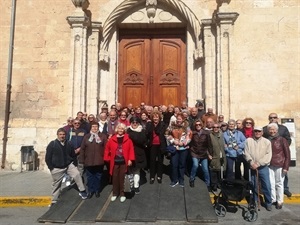 El grupo de mayores nucieros en su excursión cultural a Villena