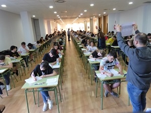 Los alumnos del IES La Nucía realizarán los exámenes de Selectividad en su municipio