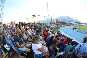 Más de 4.200 personas han pasado por el Estadi Olímpic Camilo Cano en esta jornada de s´bado