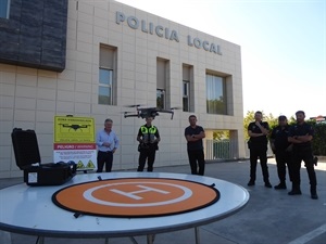 Demostración del dron adquirido de la Policía Local