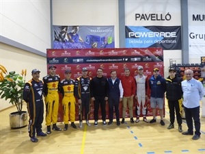 Todos los pilotos participantes en la rueda de prensa de presentación del Rallye La Nucía