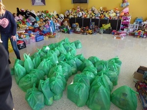 121 paquetes se han entregado esta mañana a las familias nucieras más necesitadas