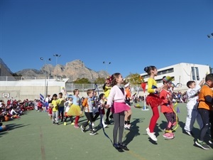 Los escolares del Colegio Sant Rafel han tenido un "carnaval olímpico"