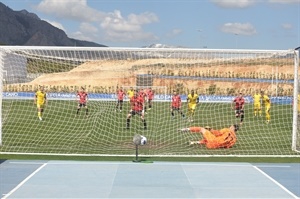 Agüero anotó el 1-0 de penalty para La Nucía